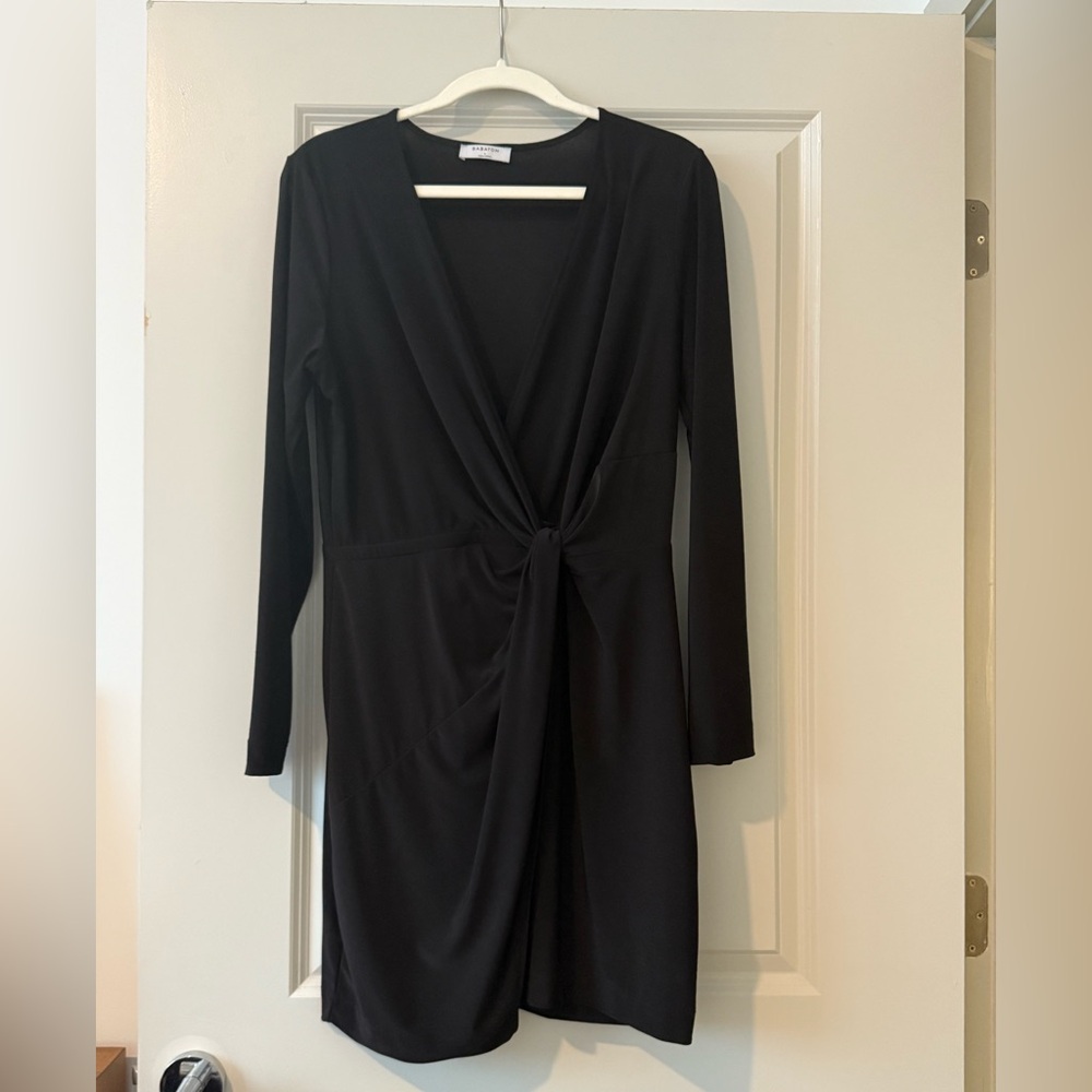 Babaton Elegant Black Knot-Front Dress